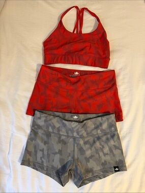 Wodbottom Red / Grey Camo Women's athletic shorts bundle